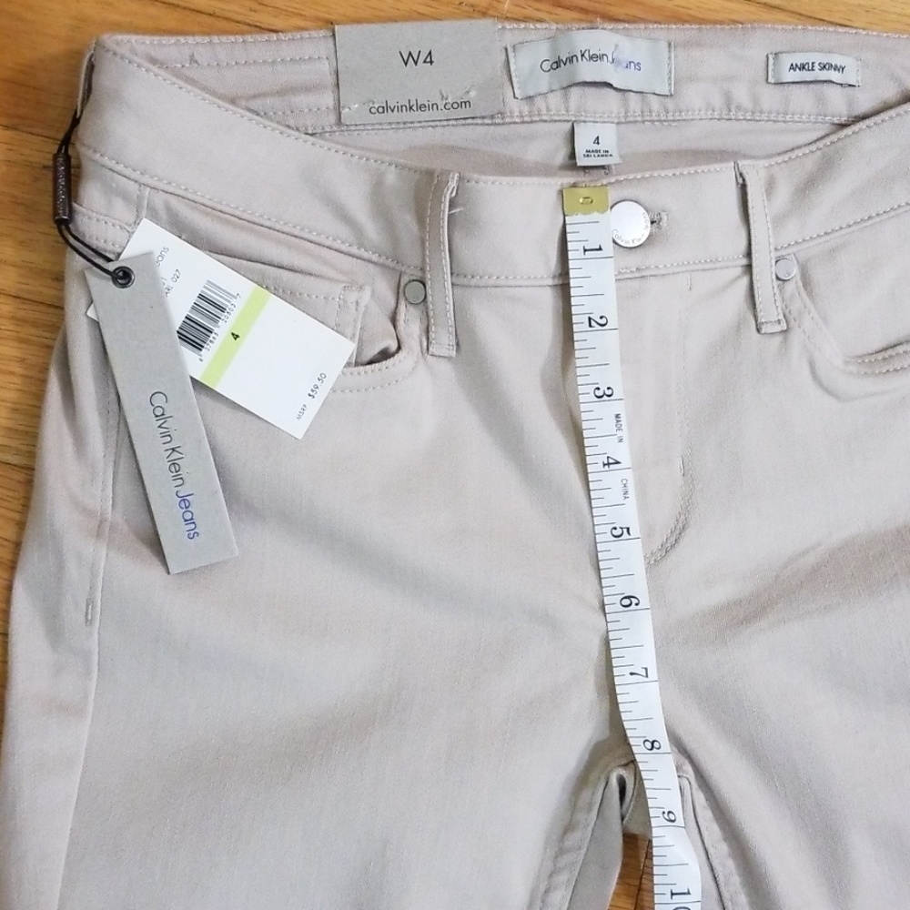 Calvin Klein Jeans - Picture 7 of 7